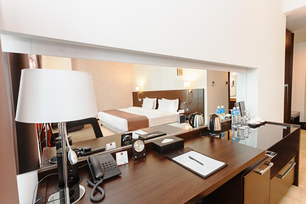 Solutel Hotel Bishkek Luaran gambar